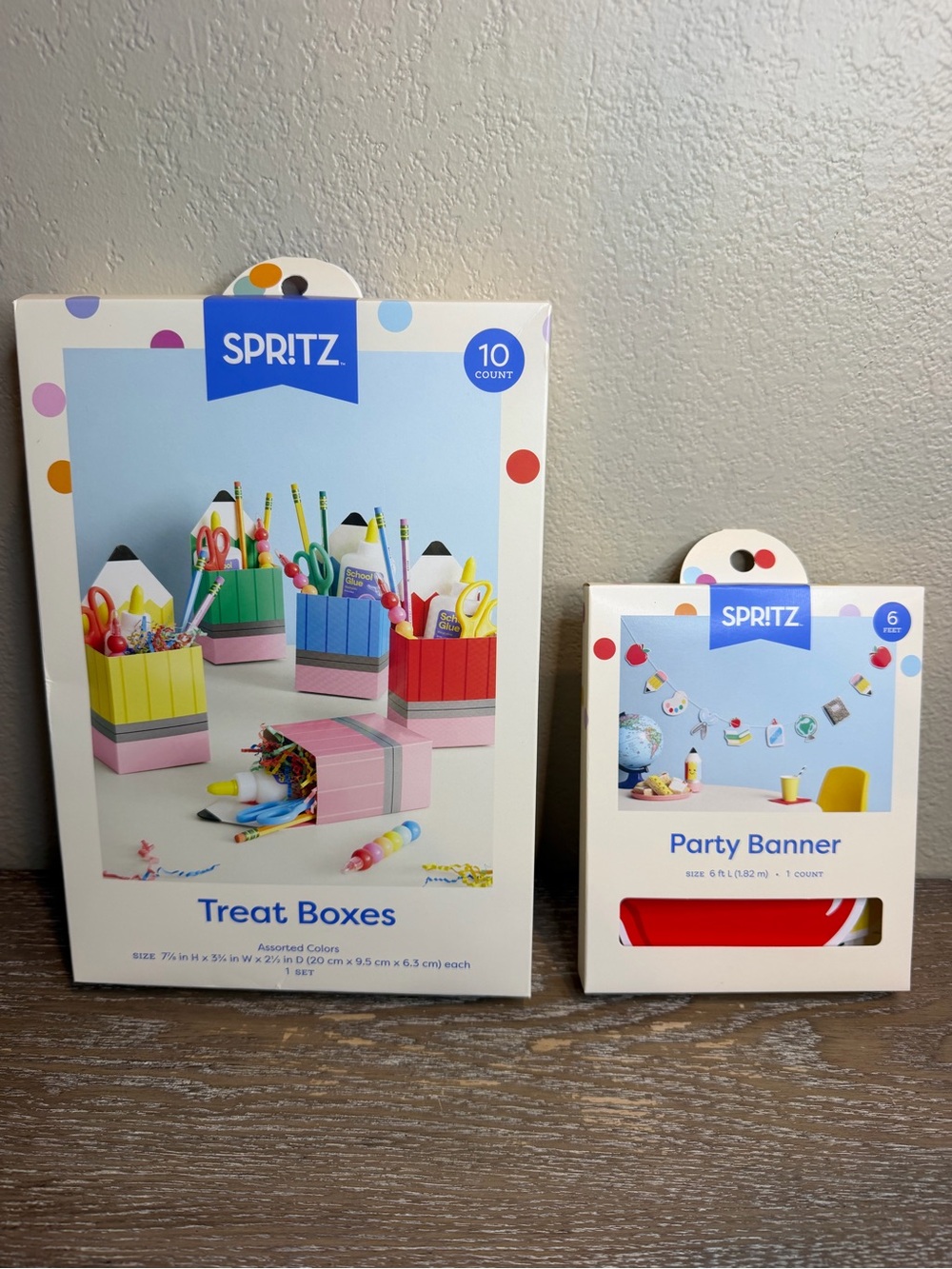 New Classroom Back to School Paper Banner & 10ct Colored Pencil Treat Boxes